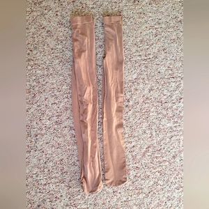 Mondor tights 2 pair Size 10-14